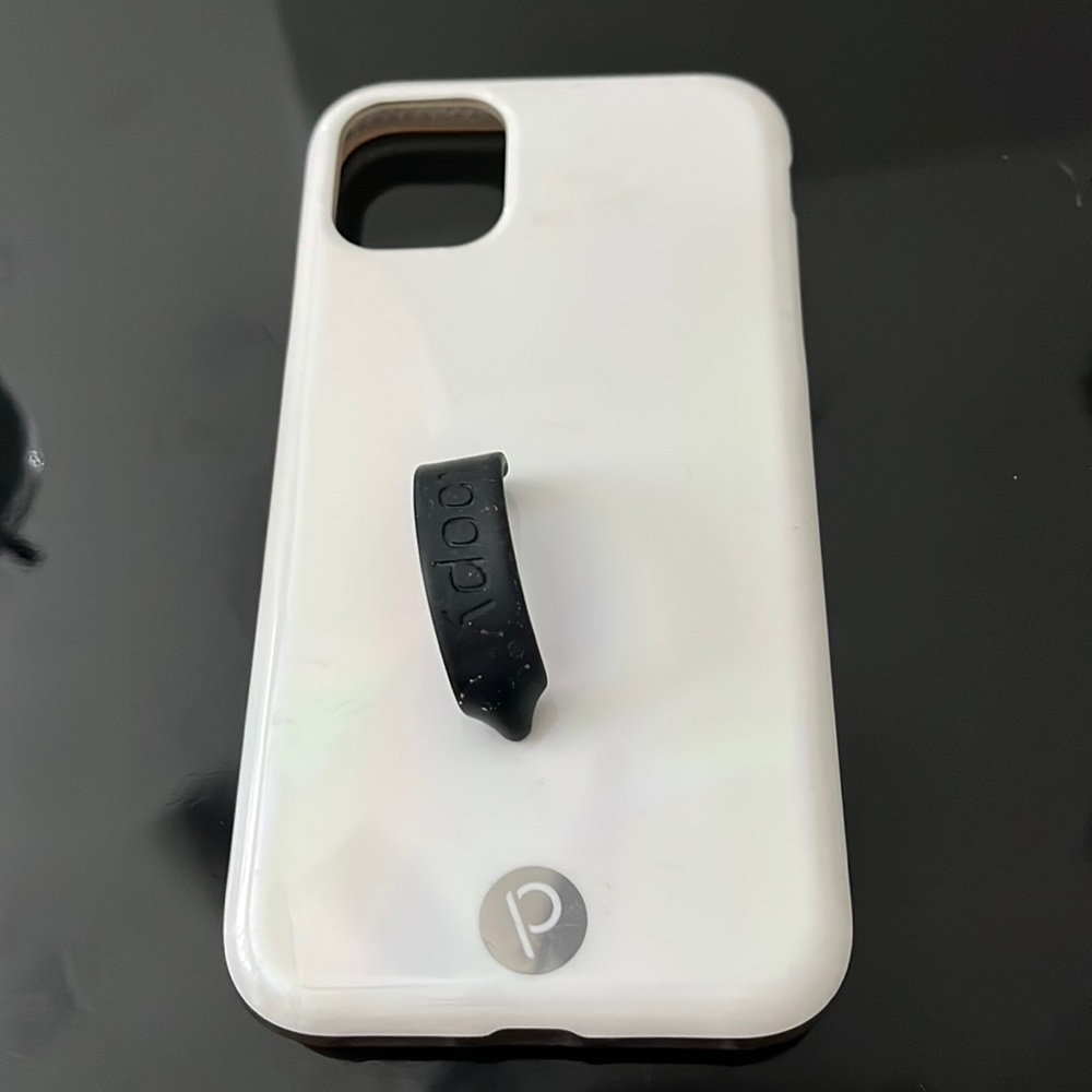 I phone 11 loopy case